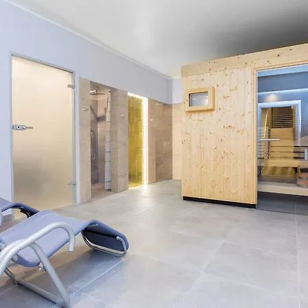 Flora 3* シュチェチン